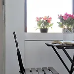 Apartment Early Sunshine *