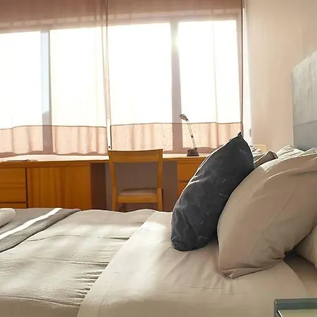 Early Sunshine Porto